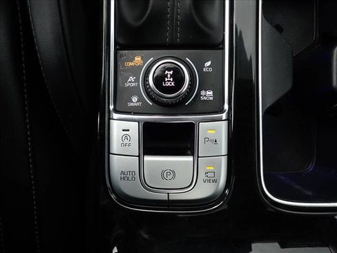 Used 2022 Kia Telluride SX w/ SX Prestige Package AWD/4WD image 22