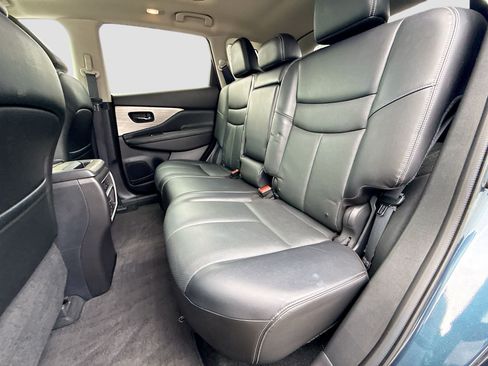 Used 2017 Nissan Murano Platinum w/ Platinum Technology Package FWD image 21