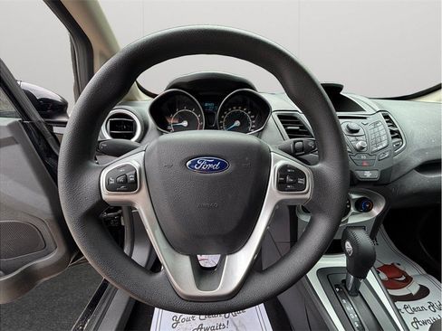 Used 2018 Ford Fiesta SE FWD image 18