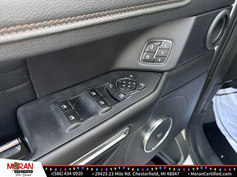 Used 2019 Ford Expedition Max Platinum image 11