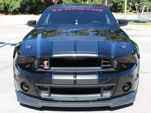 Used 2013 Ford Mustang Shelby GT500 image 28