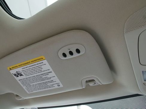 Certified 2022 Ford Edge Titanium w/ Class II Trailer Tow Package image 25