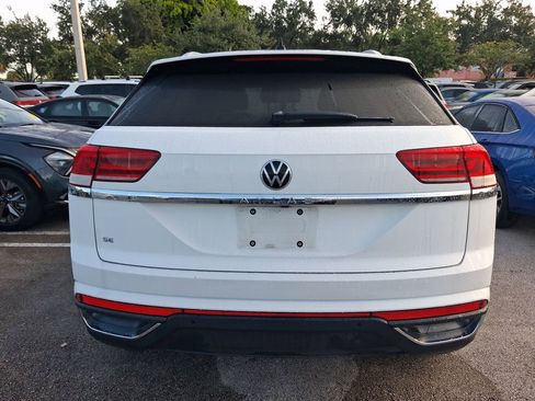 Used 2022 Volkswagen Atlas Cross Sport SE w/ Panoramic Sunroof Package FWD image 8