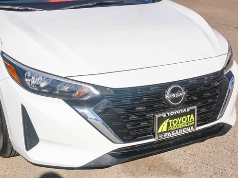 Used 2024 Nissan Sentra S image 5