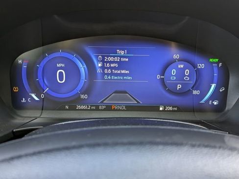 Used 2020 Ford Escape Titanium image 31