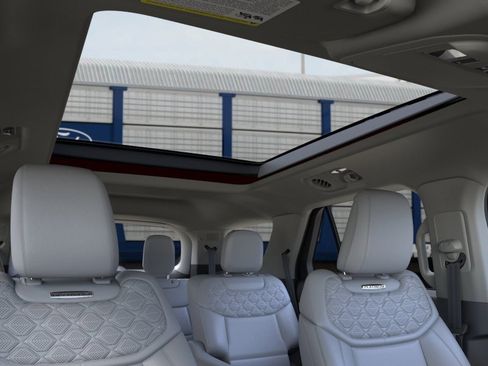 New 2026 Ford Explorer Platinum w/ LUX Leather Package AWD/4WD image 23