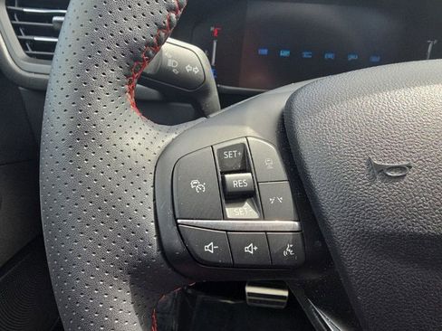 Certified 2024 Ford Escape ST-Line w/ Tech Pack #1 image 21