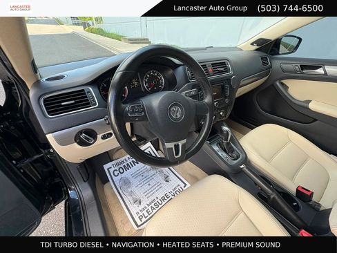 Used 2013 Volkswagen Jetta TDI FWD image 12