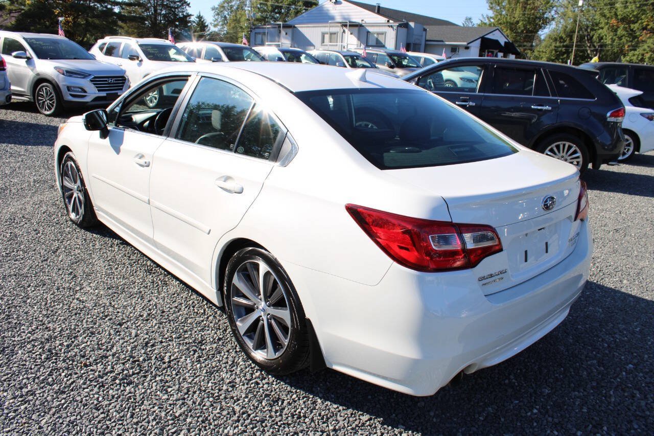 Used 2016 Subaru Legacy 2.5i Limited AWD/4WD image 9