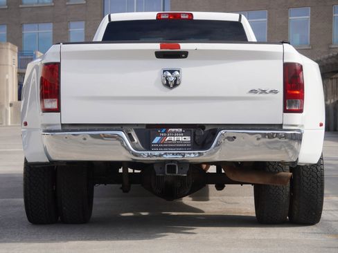 Used 2018 RAM 3500 Tradesman w/ Chrome Appearance Group image 13