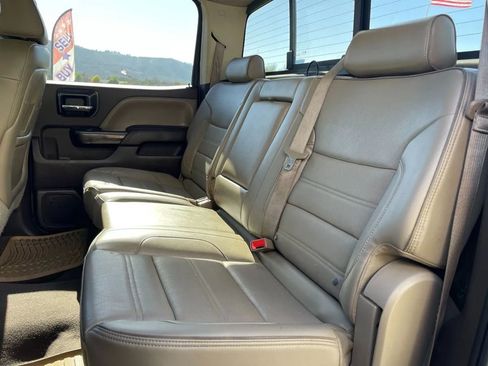 Used 2015 GMC Sierra 2500 Denali w/ Duramax Plus Package image 26