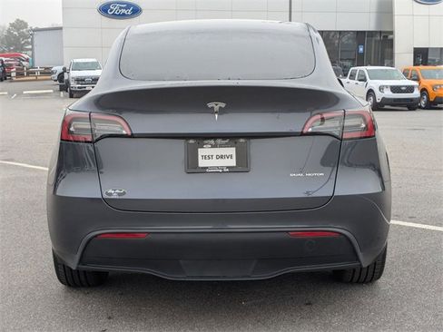 Used 2023 Tesla Model Y Long Range image 4
