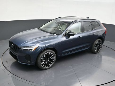 Used 2026 Volvo XC60 B5 Ultra w/ Protection Package Premier AWD/4WD image 14