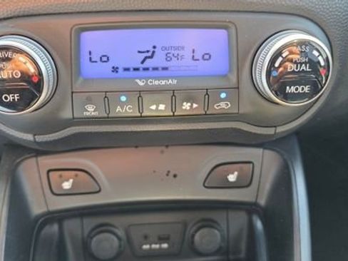 Used 2013 Hyundai Tucson Limited w/ Premium Pkg image 20