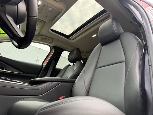 Used 2025 MAZDA CX-30 AWD 2.5 S w/ Preferred Package image 11