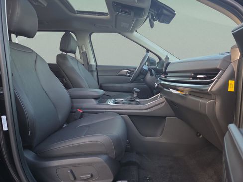 New 2026 Kia Carnival SX FWD image 21