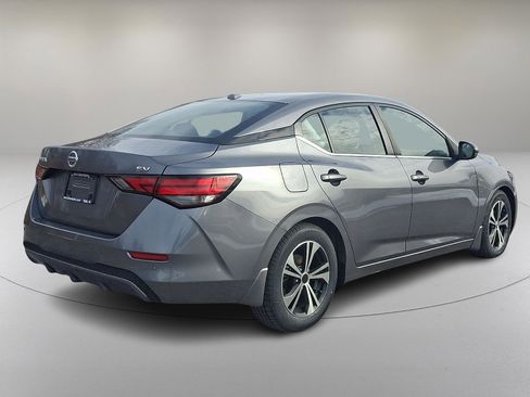 Used 2020 Nissan Sentra SV image 8