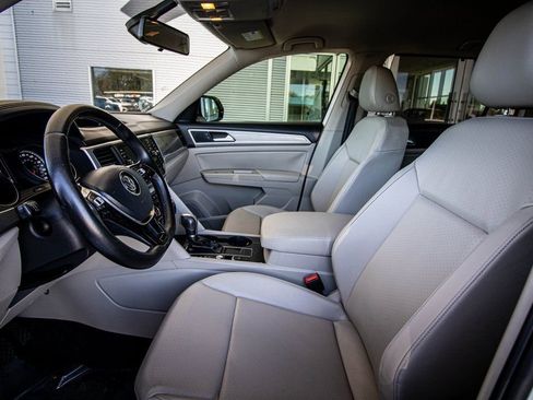 Used 2018 Volkswagen Atlas SE image 28