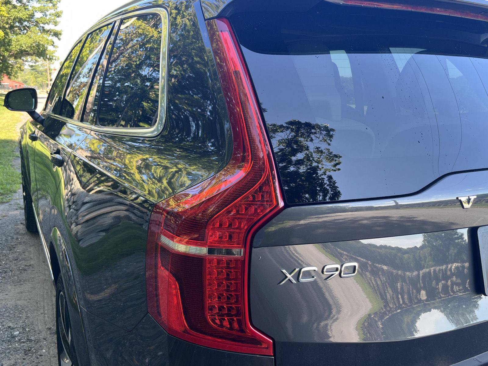 Used 2023 Volvo XC90 B6 Plus w/ Protection Package AWD/4WD image 27
