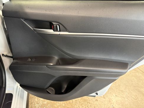 Certified 2024 Toyota Camry SE FWD image 31