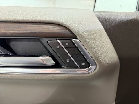 New 2026 GMC Sierra 1500 SLT w/ SLT Premium Package AWD/4WD image 11