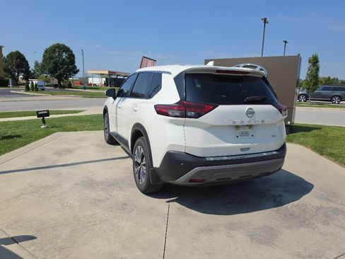 Used 2023 Nissan Rogue SV FWD image 7
