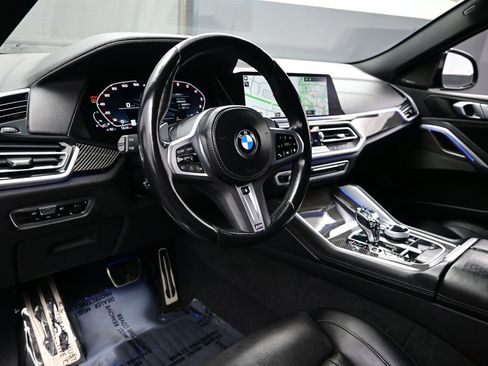 Used 2023 BMW X6 M50i w/ Executive Package AWD/4WD image 17