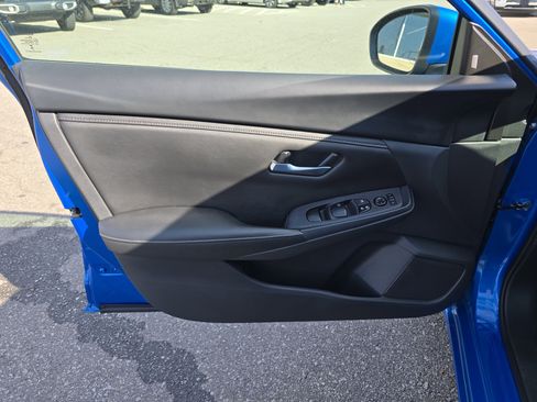 Used 2023 Nissan Sentra SV image 19