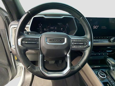 Used 2023 GMC Canyon Denali AWD/4WD image 40