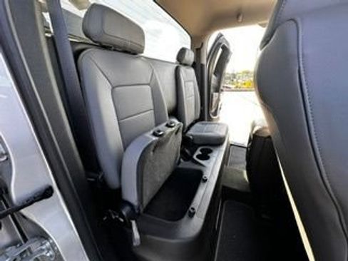 Used 2016 GMC Canyon W/T w/ Convenience Package RWD image 33