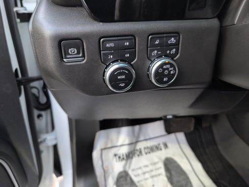 Used 2022 GMC Sierra 1500 SLT w/ SLT Premium Plus Package image 17