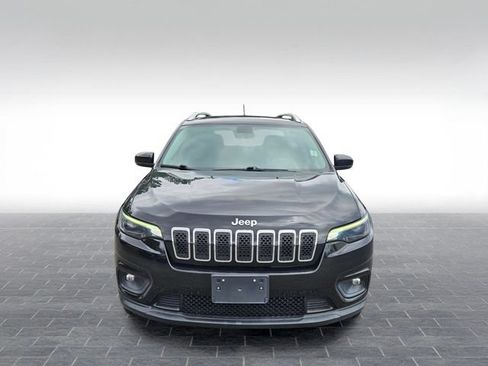 Used 2020 Jeep Cherokee Latitude Plus AWD/4WD image 2