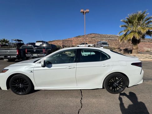 Used 2023 Toyota Camry XSE image 2