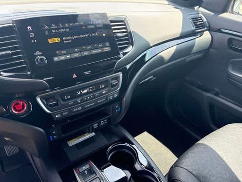 Used 2023 Honda Passport Elite image 21