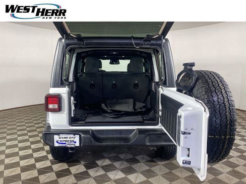 Used 2026 Jeep Wrangler Unlimited Sport AWD/4WD image 19