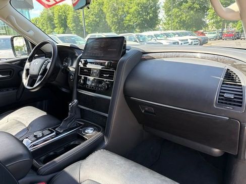Used 2024 INFINITI QX80 Luxe RWD image 33