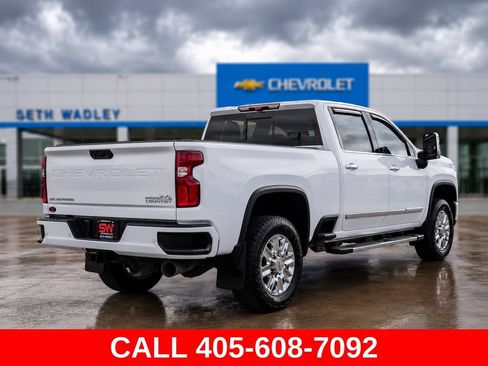 Used 2024 Chevrolet Silverado 2500 High Country w/ High Country Premium Package AWD/4WD image 7