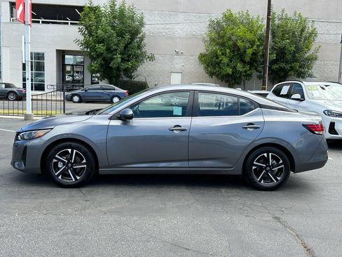 Used 2024 Nissan Sentra SV FWD image 3