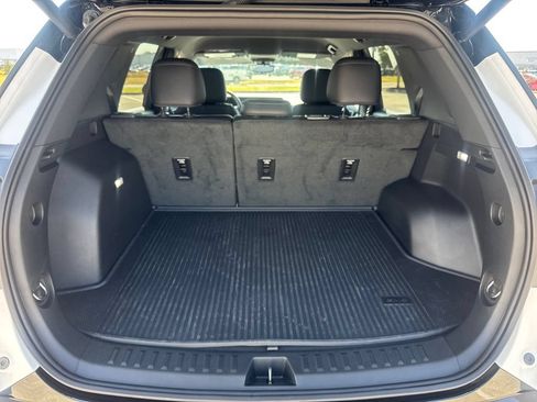 Used 2026 GMC Terrain AT4 w/ Convenience Package III AWD/4WD image 6