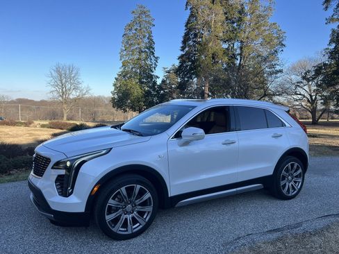Used 2019 Cadillac XT4 Premium Luxury image 5
