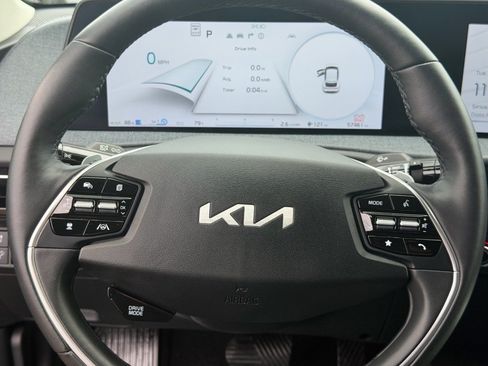 Used 2023 Kia EV6 Wind w/ Wind Technology Package AWD/4WD image 11