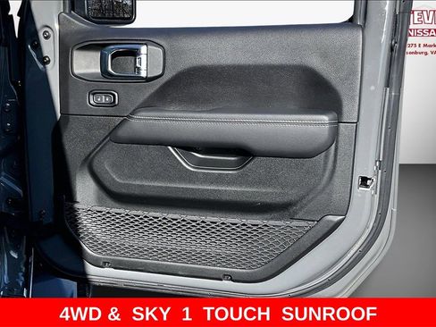 Used 2023 Jeep Wrangler Unlimited Sahara w/ Cold Weather Group image 26