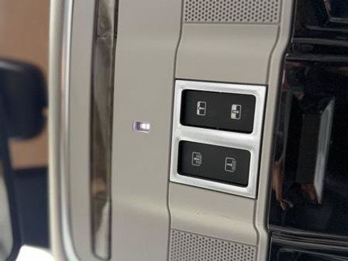 Used 2014 Land Rover Range Rover Supercharged AWD/4WD image 77
