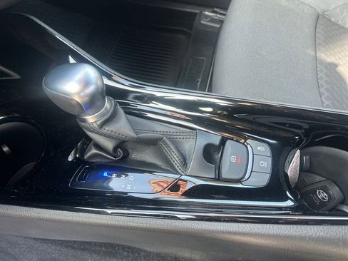 Certified 2022 Toyota C-HR Nightshade image 23