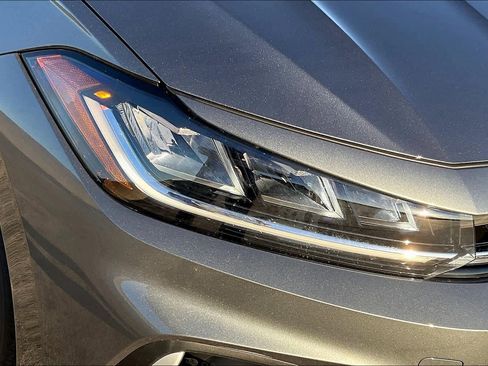 New 2025 Volkswagen Jetta SE image 13