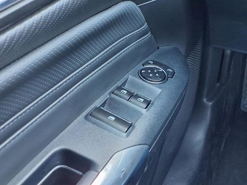 Used 2025 Ford Mustang Premium image 19