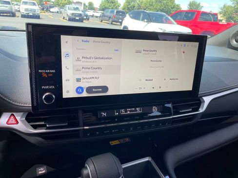 Used 2026 Toyota Sienna Platinum AWD/4WD image 23