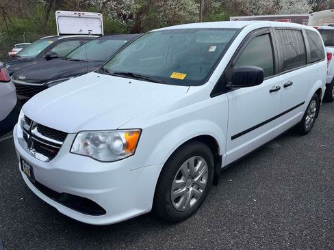 Used 2016 Dodge Grand Caravan American Value Package image 7