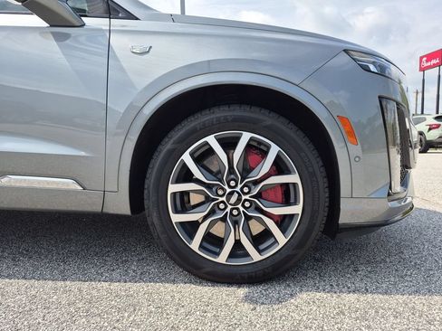 Used 2024 Cadillac XT6 Sport w/ Platinum Package AWD/4WD image 10