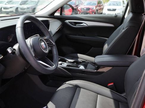 Used 2025 Buick Envision Avenir AWD/4WD image 13